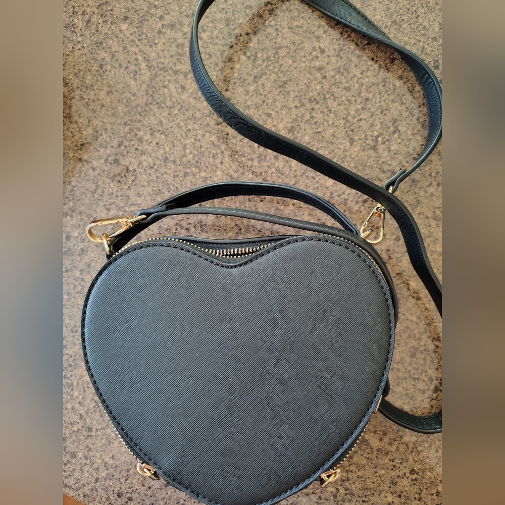 Designer Fashion Crossbody Heart Purse Bag